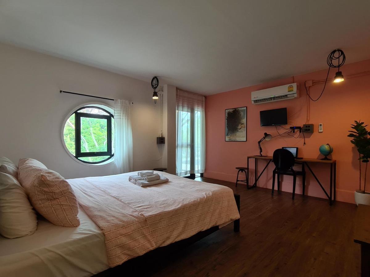 Hand Hotel Bang Saen Luaran gambar